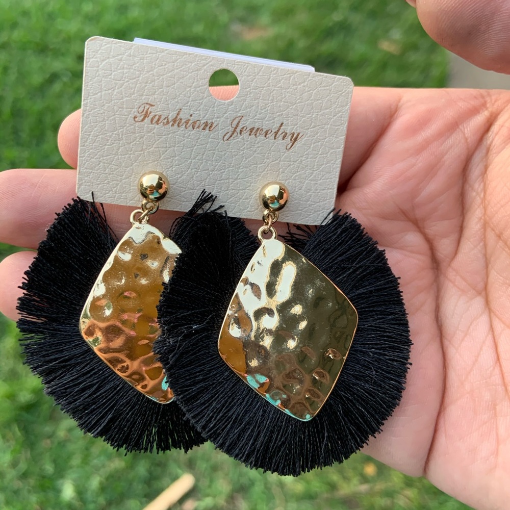 NWT Gold & Black Tassel Post Earrings